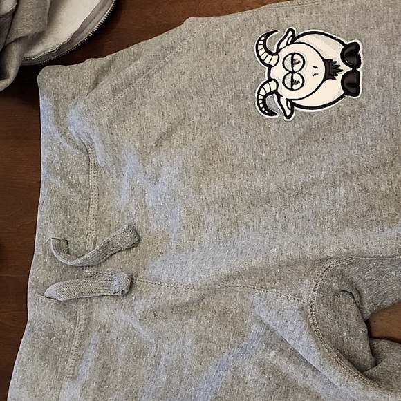 Duly GOATed the brand sweat suits - Picture 4 of 5